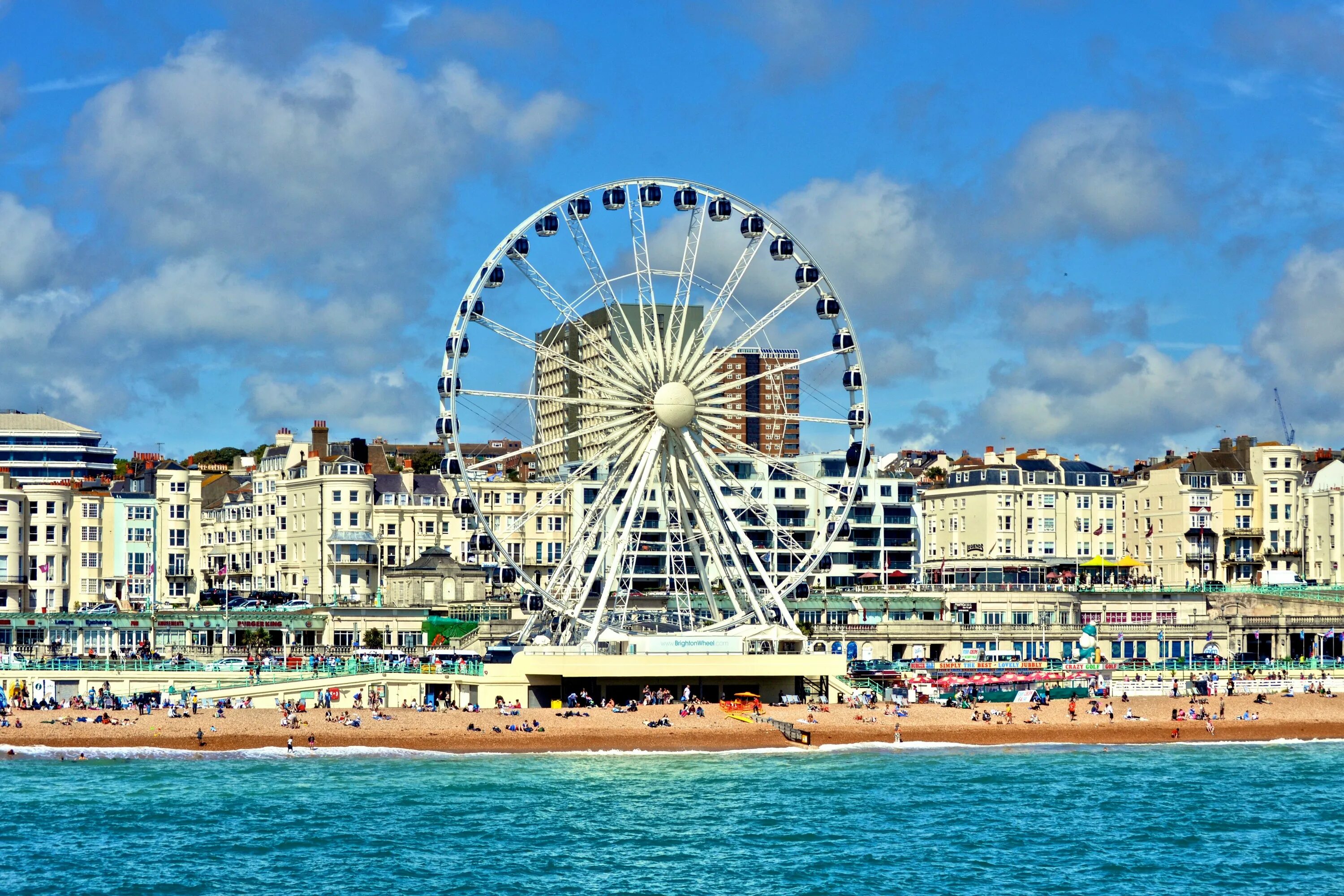 Брайтон бич англия. Brighton city. Брайтон англия пляж. Брайтон бич великобритания. Brighton city.