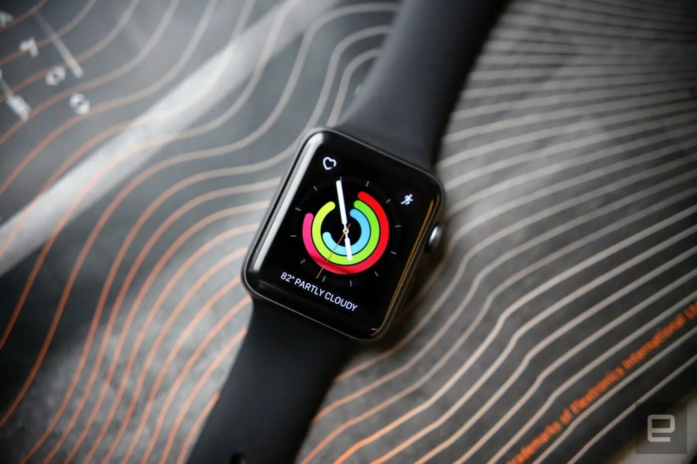Часы apple watch 2. Apple watch series 3 42 mm. apple watch 2. apple watch series 3 42mm grey. apple watch s3 42mm space grey alblack sport band.