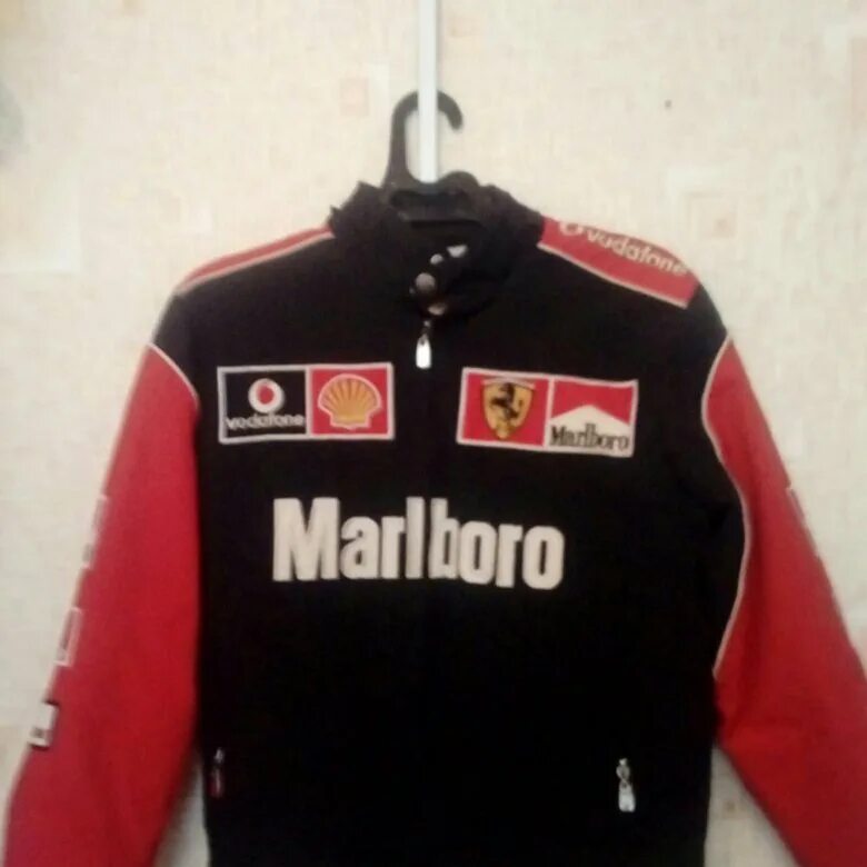 Куртка Мальборо. Мотокуртка Мальборо. Marlboro костюм. Ветровка Мальборо 90-х.