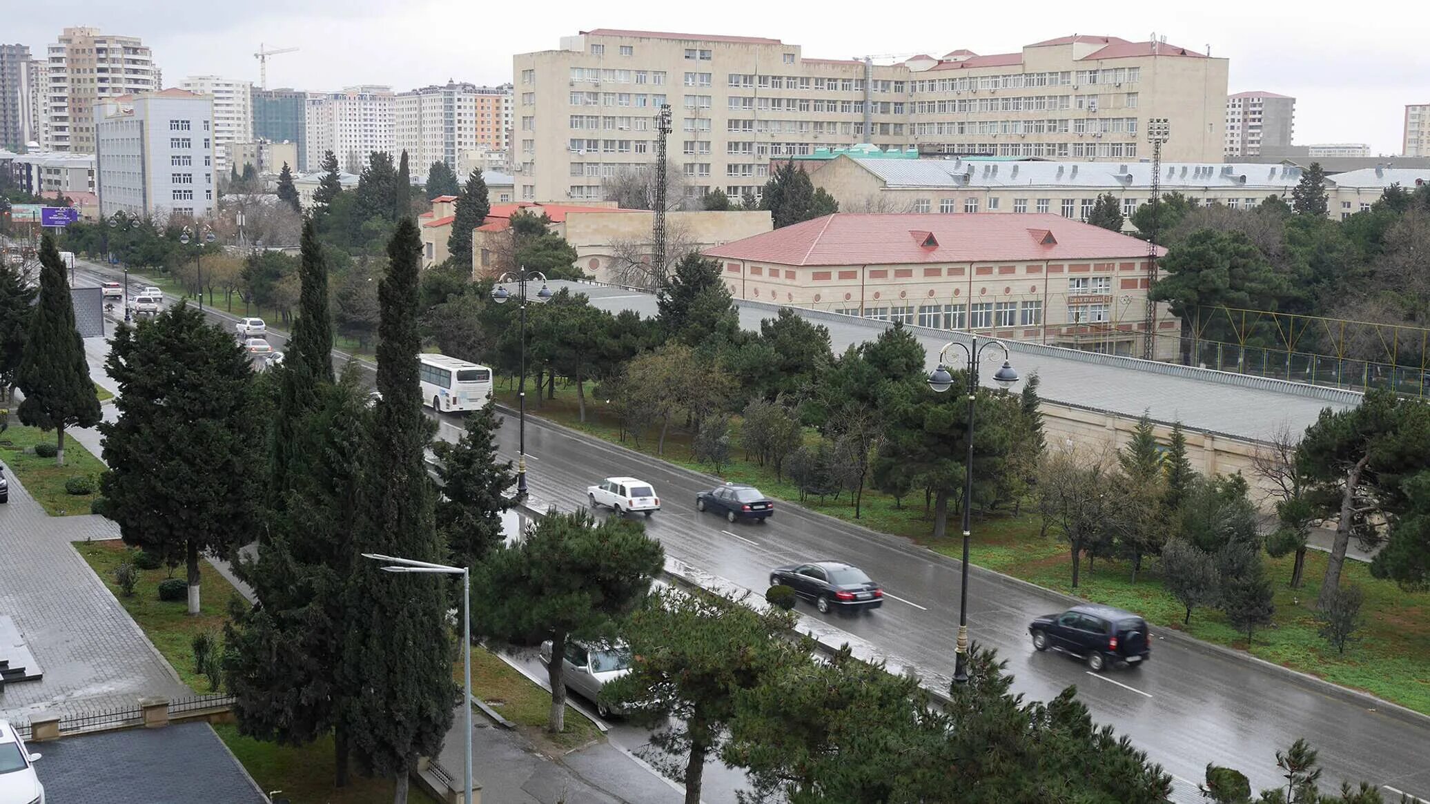 Температура в баку в ноябре. .баку баилово в баку. погода в баку в ноябре. погода в азербайджане в ноябре. баку погода.