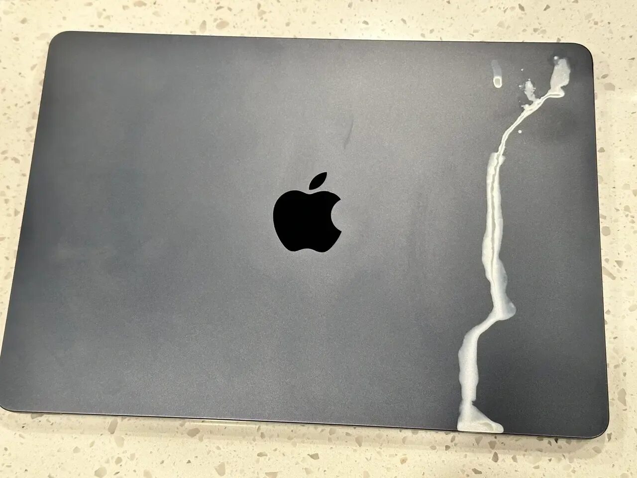 Macbook midnight. Macbook midnight