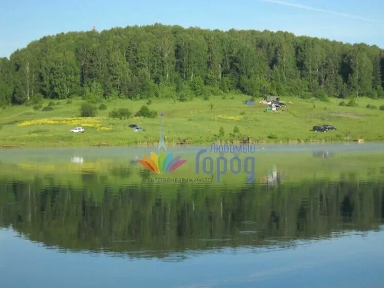 Бирюзовое озеро кемеровская область междуреченск. Парк сосновка озеро. Сержановское озеро междуреченск. Деревня учул новокузнецк. Карьер сосновка междуреченск.