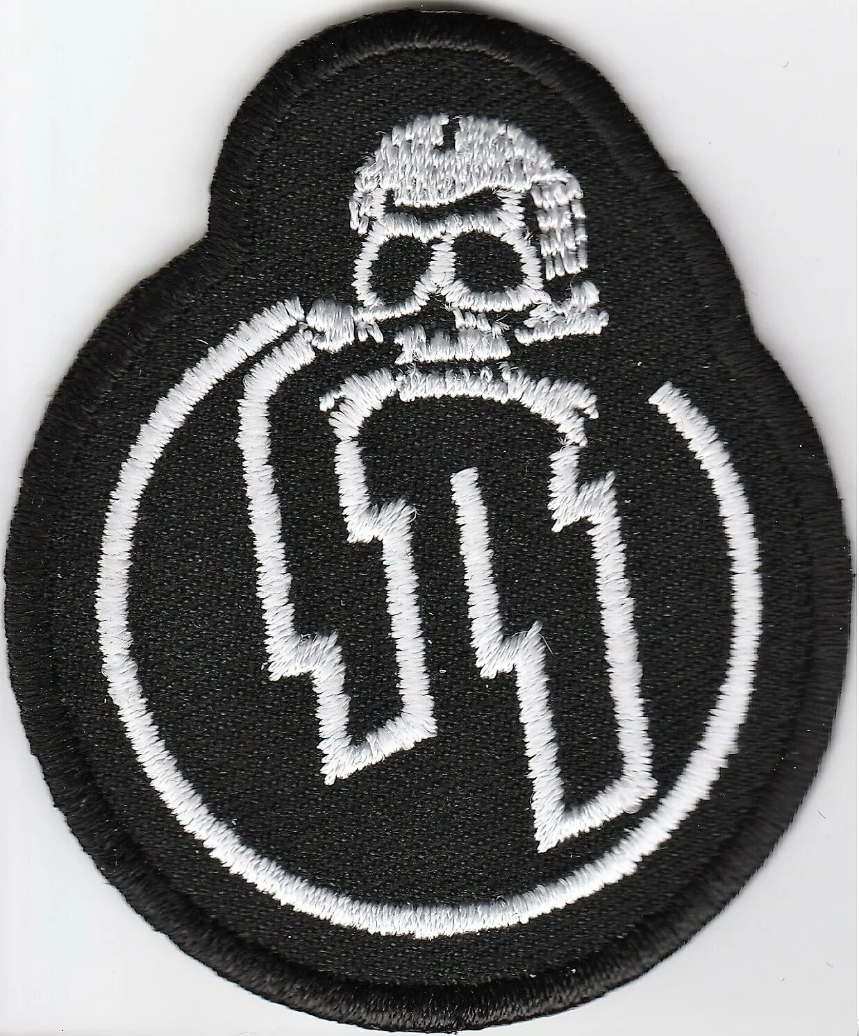 Шеврон свастика третий рейх. Нашивки русских военных похожие на нацистские. Шеврон дивизии сс мертвая голова. Шеврон эдельвейс вермахт. Шевроны украинских нацистов.