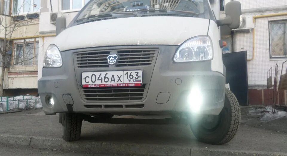 Фара противотуманная ваз 2170 alru 676. Птф газель бизнес. Фара птф газель некст. Птф газель бизнес. Заглушка противотуманки газель некст.