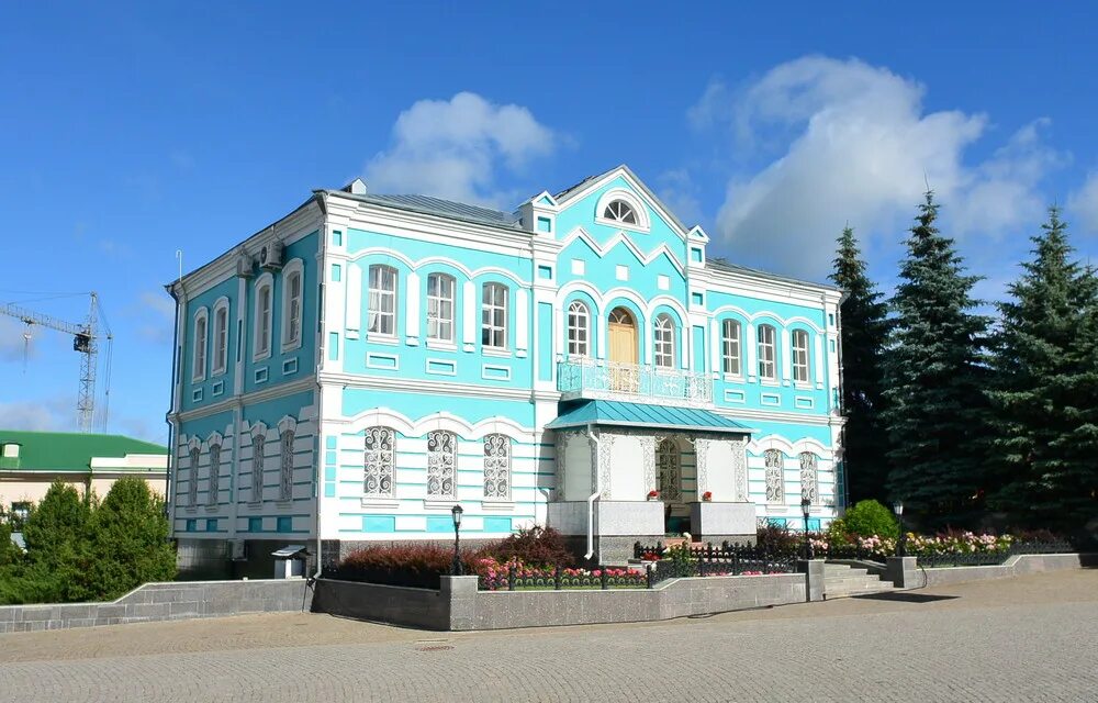 Храм в задонске липецкой области. Задонск липецкая область. Задонск московская область. Загс задонск. Задонский богородицкий мужской монастырь.
