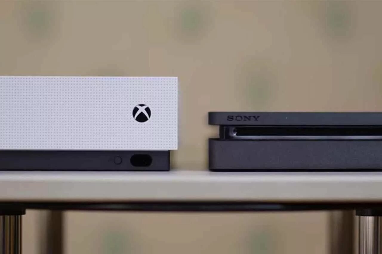Xbox series vs xbox one. Xbox one s и ps4 Slim. Ps4 Slim и Xbox Slim. PLAYSTATION 4 Slim vs Xbox Series s. Ps4 Xbox one.