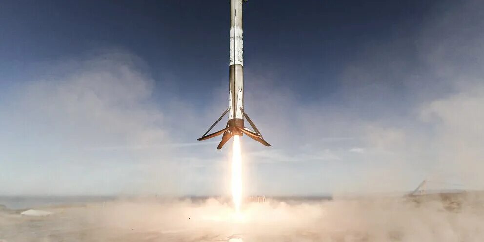 Ракета spacex наса фалкон 9. Ракета спейс икс фалькон 9. Ракета фалькон 9. Илон маск тесла в космос ракета. Топливные баки falcon 9.