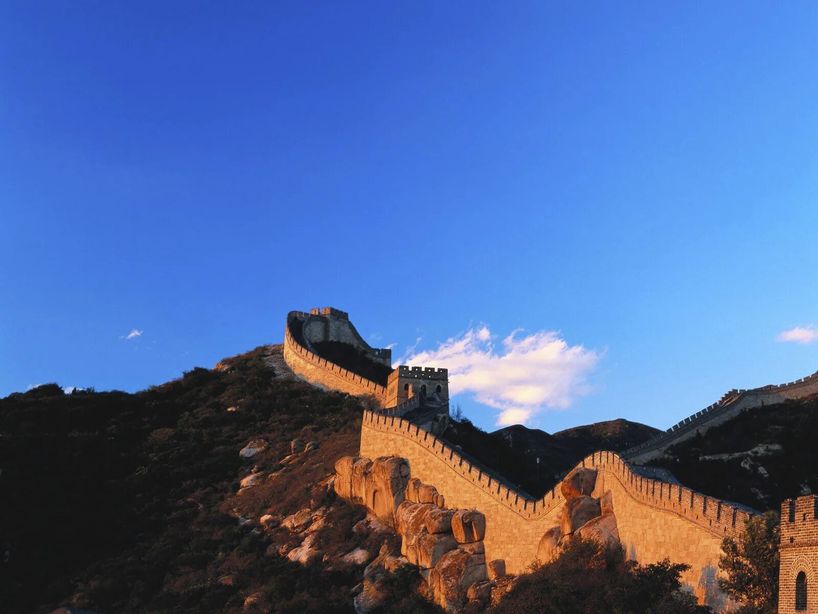 Длина китайской стены от края до края. Великая китайская стена Пекин. Великая китайская стена Бадалин. Бадалин Пекин. Китай город Великая стена.