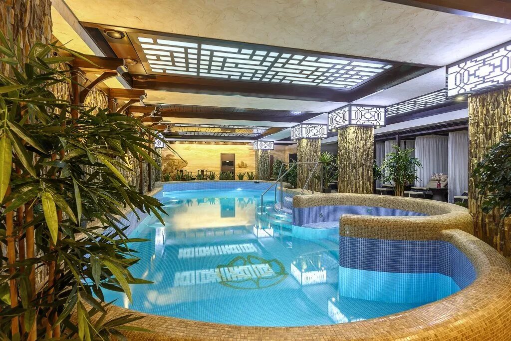 Профсоюзная 23 киров. Блисс отель спа Киров. Гостиница Bliss Hotel Spa Киров. Отель, спа на профсоюзной Киров. Профсоюзная 23 Киров спа.