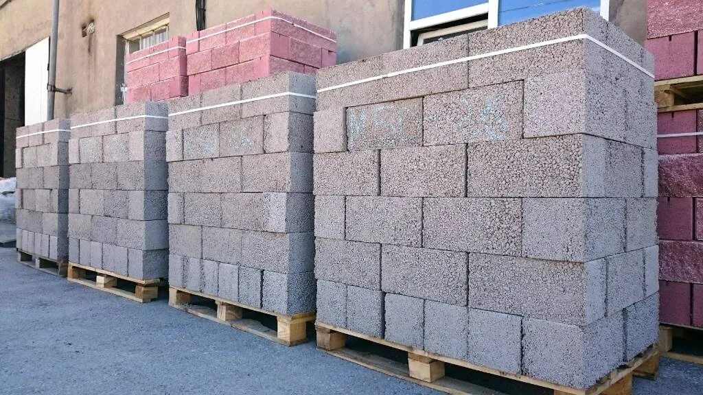 Керамзитобетонный блок кб-12. Керамзитоблок трехпустотный. Инжкомстрой керамзитоблок. Блок пескоцементный пустотелый 390х190х188 мм. Керамзитобетонный блок м40.