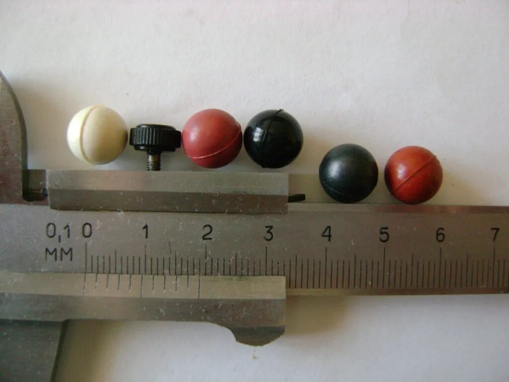 Вес шара 9. Диаметр резиновой пули 10х28. Диаметр резиновой пули 9ра. Резиновые шарики 9 мм ра (9х22-мм) ø 9.7-мм. Диаметр шарика 9ра.