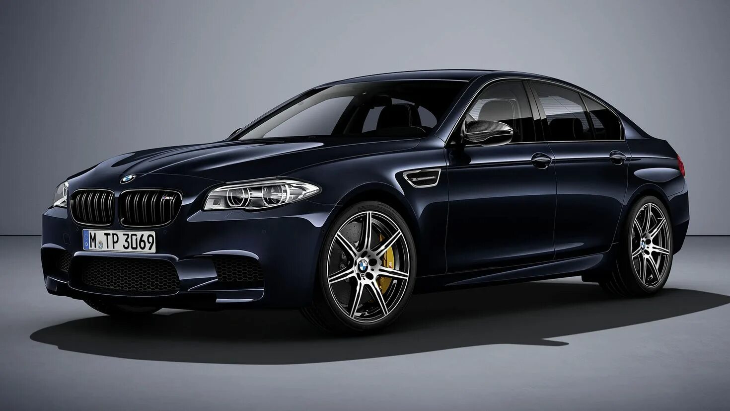 М5 сколько лошадиных. BMW m5 f10 Competition. БМВ м5 седан. BMW m5 2016. BMW m5 f90.