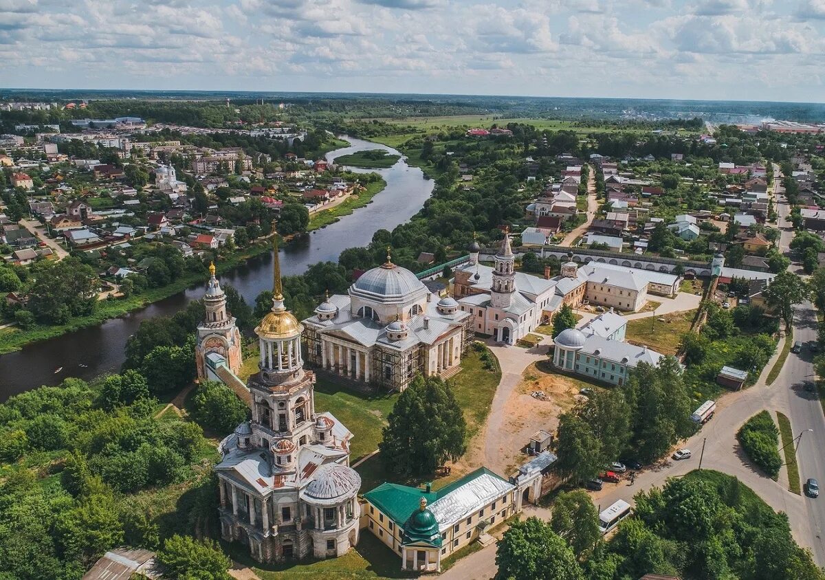 Торжок Тверская область. Торжок город в Тверской. Тверь город Торжок. Исторический центр Торжка Тверь.