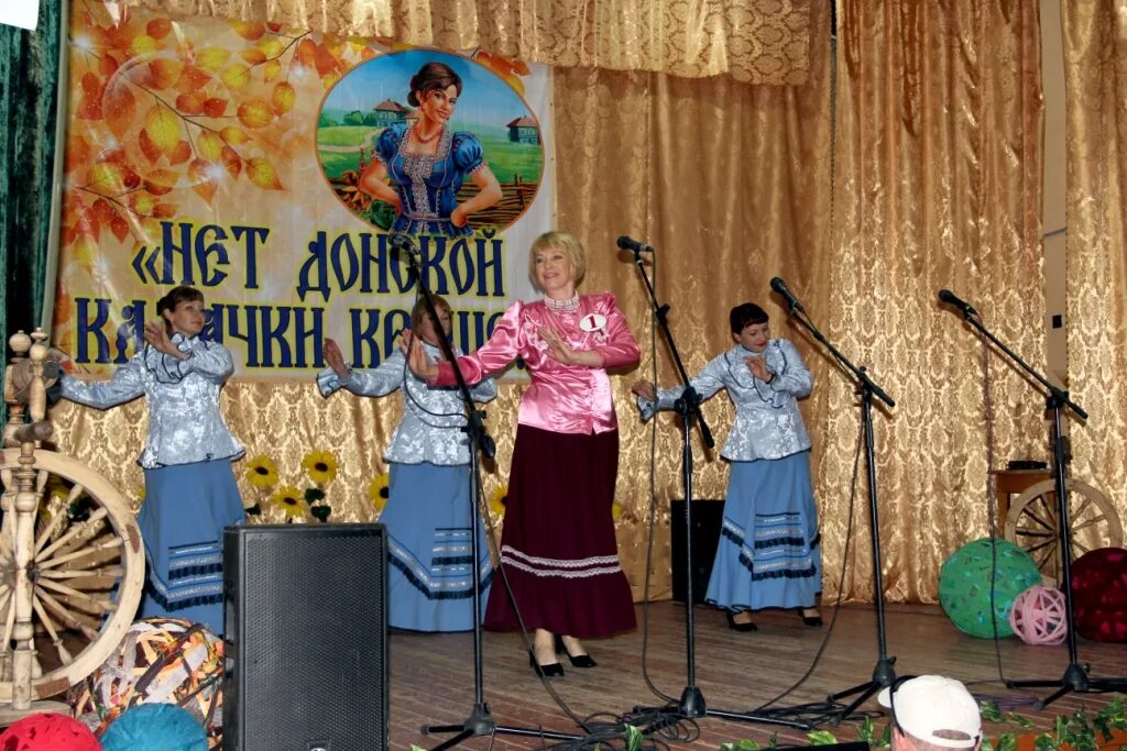 Станица обливская. Обливская ростовская область. Обливская ростовская область. Памятники ст обливская. Дом культуры обливская.