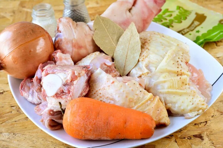 Куриные и свиные ножки