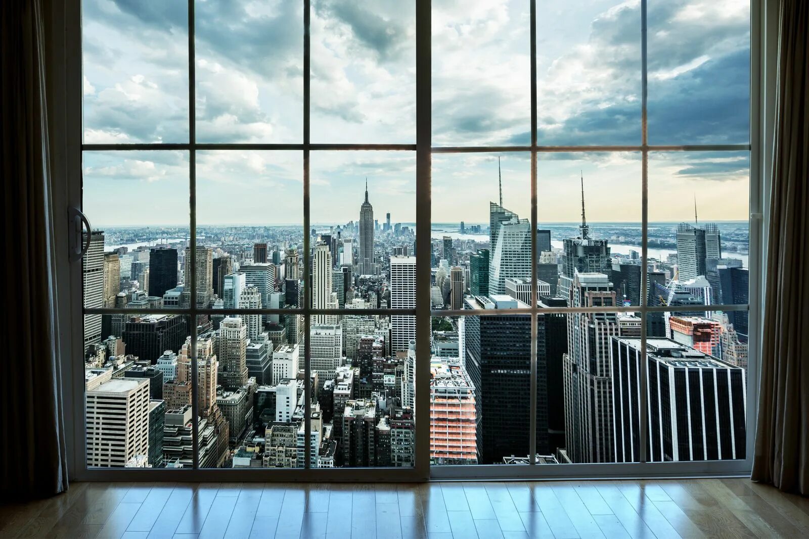 Картинка вид. Нью-Йорк Манхеттен вид с окна. New York вид из окна Manhattan. Фотообои окно в Нью-Йорк. Панорамные окна Нью Йорк.