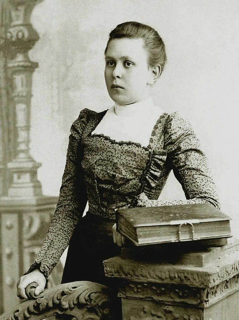 мужские гимназии 19 века в россии. гимназии 19 века в россии. мариинская гимназия гимназистки. женские гимназии 19 века в россии. первый учитель женщина.