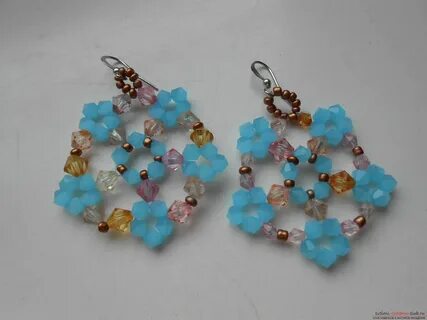 Серьги из бусин