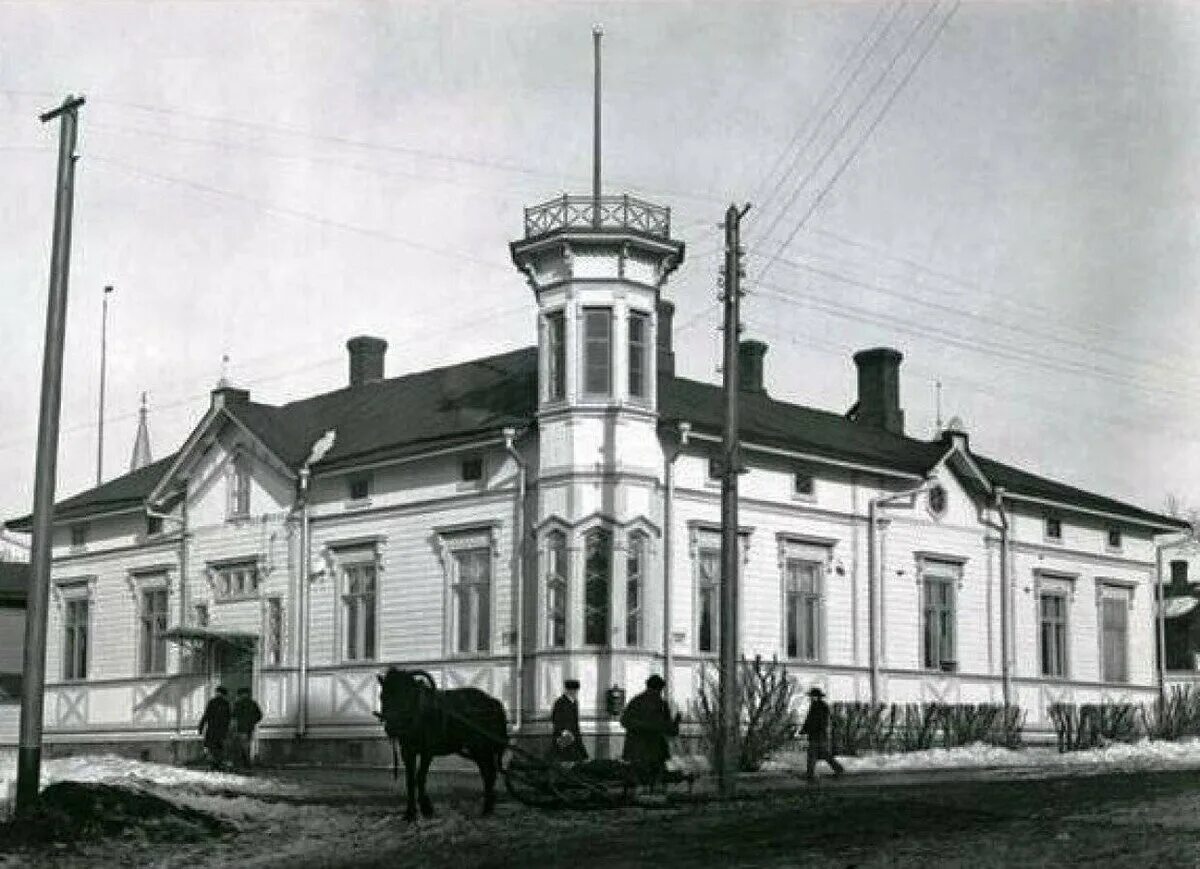 Дом берга в сортавала. Дом берга сортавала. дом берга в сортавала кафе. здание берга сортавала. карельский дом сортавала.