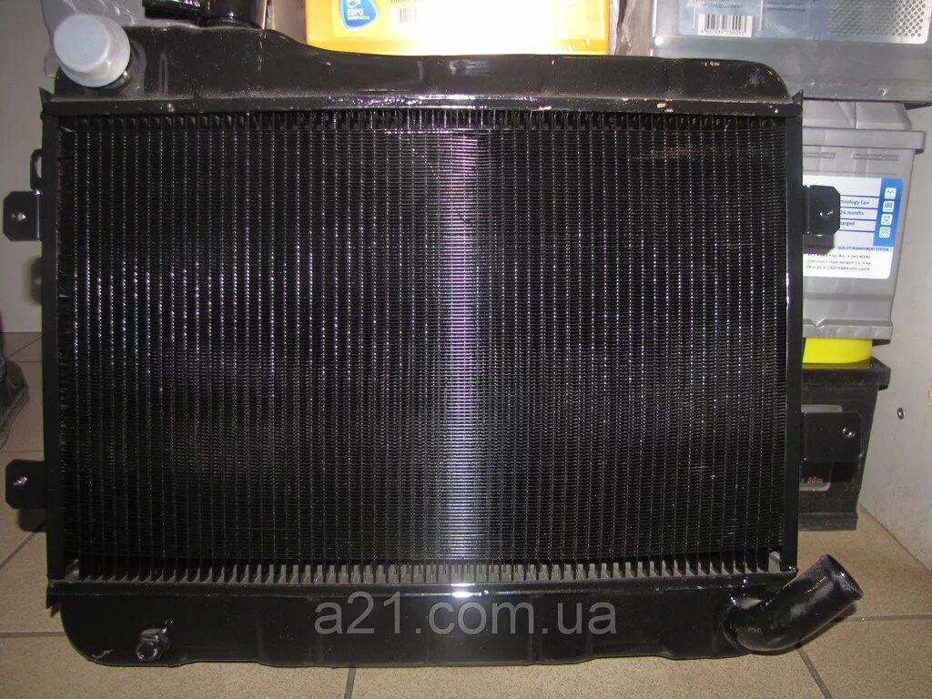 Медный радиатор ваз 2105. Радиатор ваз 2105. Радиатор ваз 2105. Радиатор ваз 2105 инжектор радиатор артикул. Радиатор ваз-2105 медный 2-х рядный.