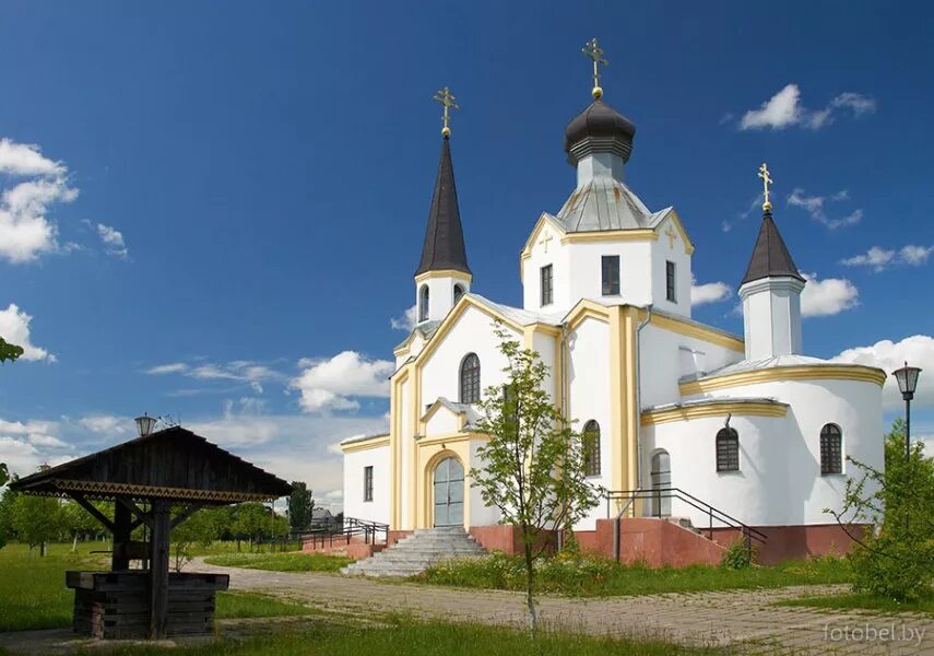 Костюковичи могилёвская область. Костюковичи могилёвская. Город костюковичи могилевской области. Крестовоздвиженская церковь костюковичи. Костюковичи достопримечательности.