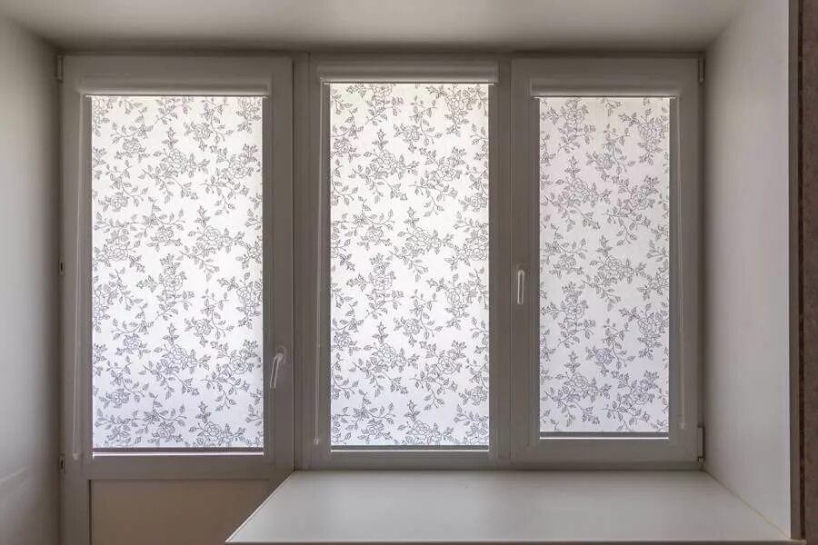 Леруа мерлен рулонные шторы на окна. Рулонные шторы на пластиковые окна. Роллайт блэкаут. Рулонные шторы legrand блэкаут. Рулонная штора альфа 62*170.