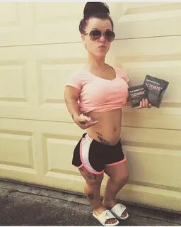 Feet n.189767705 of Bri Barlup.