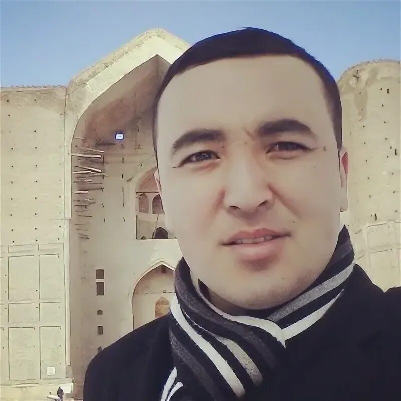 Омаров фамилия. Омаров фамилия. Парни шымкент. Омар надпись. Омаров фамилия.