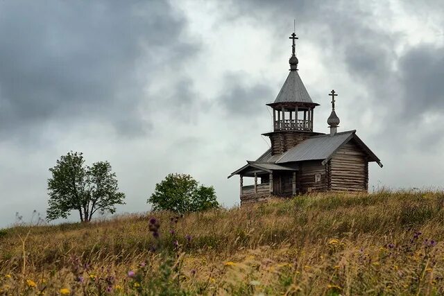 Старые деревянные церкви фото Fateev Evgeniy Timeline Photos Abandoned churches, Old abandoned buildings, Ab