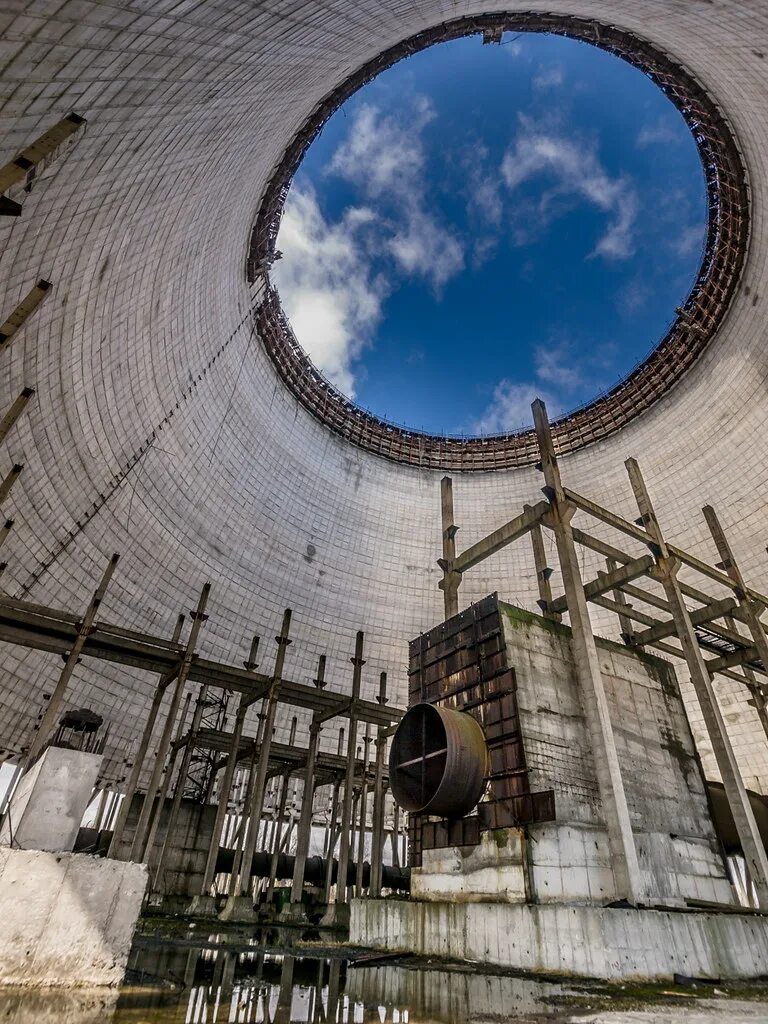 Что находится внутри тэц Discovering Abandoned Cooling Towers Across Europe Fubiz Media Tower, Abandone