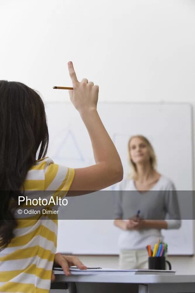 Raise to speak. Фото учитель не профессия а призванье. School student raising hand. Teach behind. Raise your hand to speak pic.