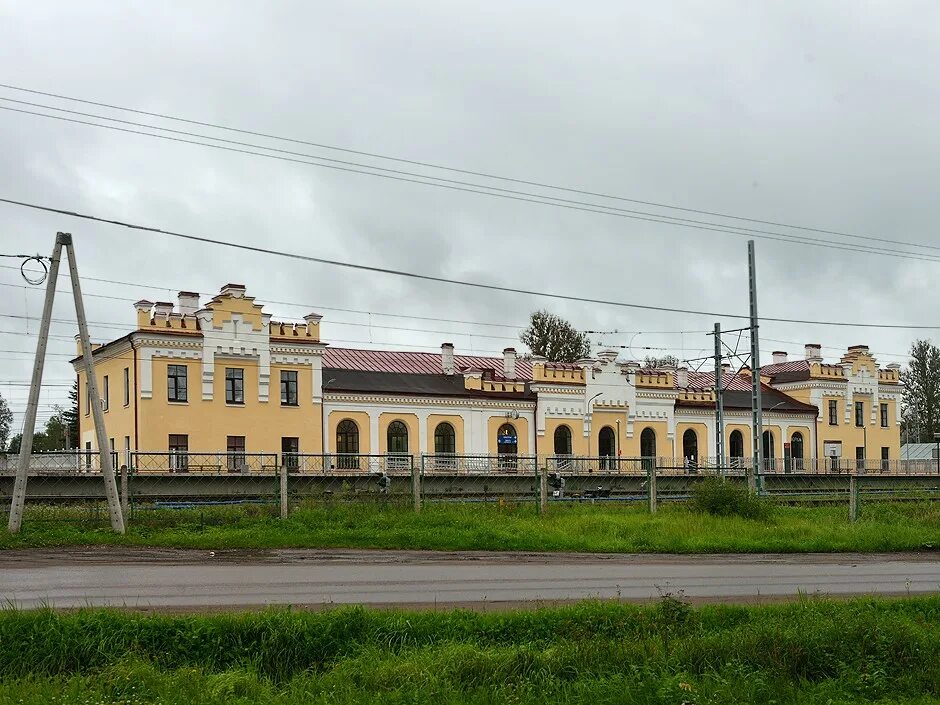 Чудово новгородская область телефоны. Чудово Новгородская область. Поселок Чудово Новгородской области. Станция Чудово Ленинградской области достопримечательности. Город Чудово Новгородской области ЖД вокзал.