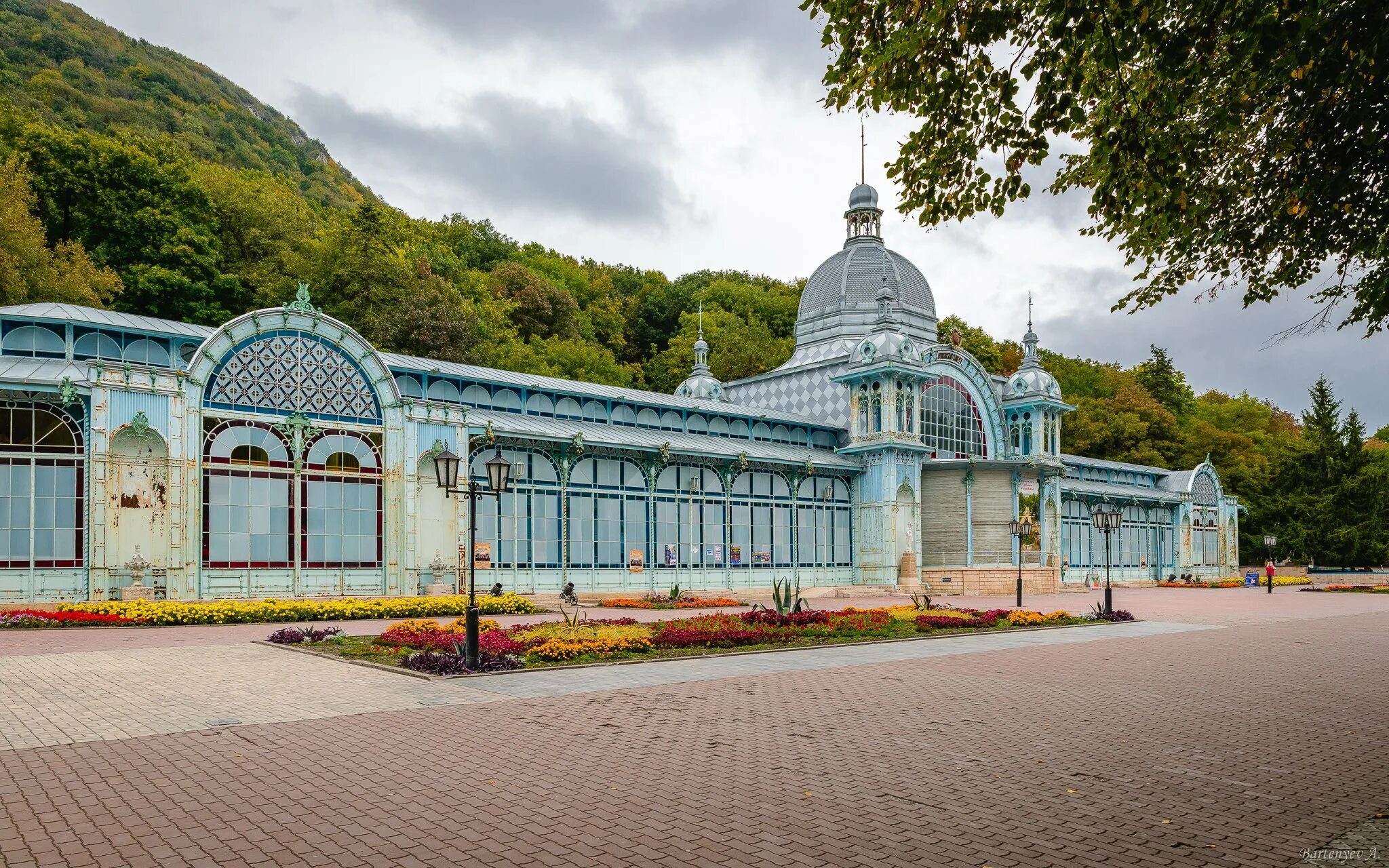минеральный город в ставропольском крае. железноводск минеральные воды. минеральные воды гора машук зимой. курортный парк железноводск. иноземцево железноводск.