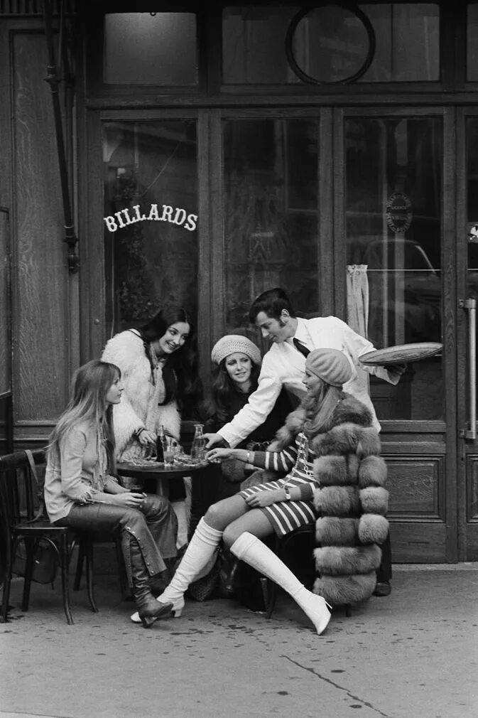 Pierre Boulat, Au bistrot, Paris, 1968 Vintage paris, Vintage photography, Photo