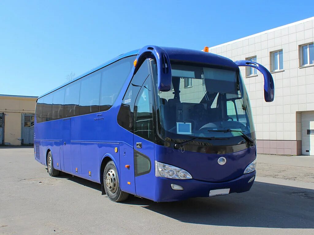 Автобус ютонг туристический. Yutong zk6129h. Yutong zk6129h автобус. Автобус Ютонг 6129. Yutong Yutong 6129.