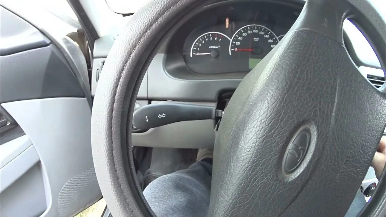Не выключается поворот. Не отключаются поворотники на приоре.