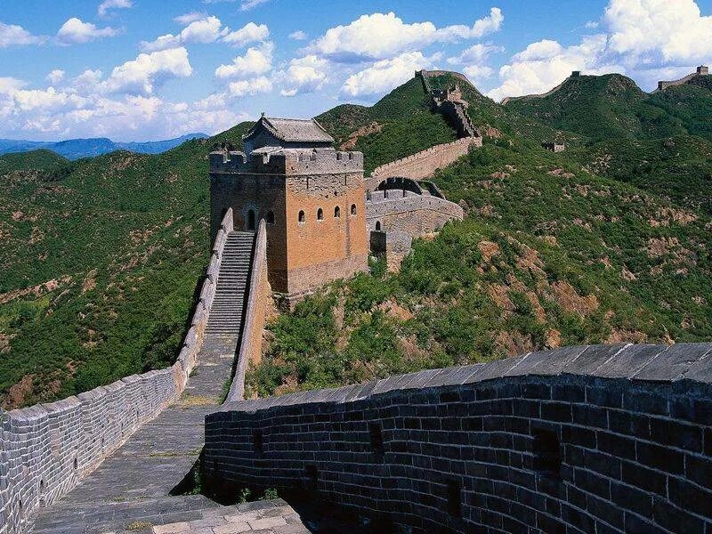 Сколько лет великий стене. Великая китайская стена. Пекин китайская стена. Музей Великой китайской стены. Строительство Великой китайской стены.