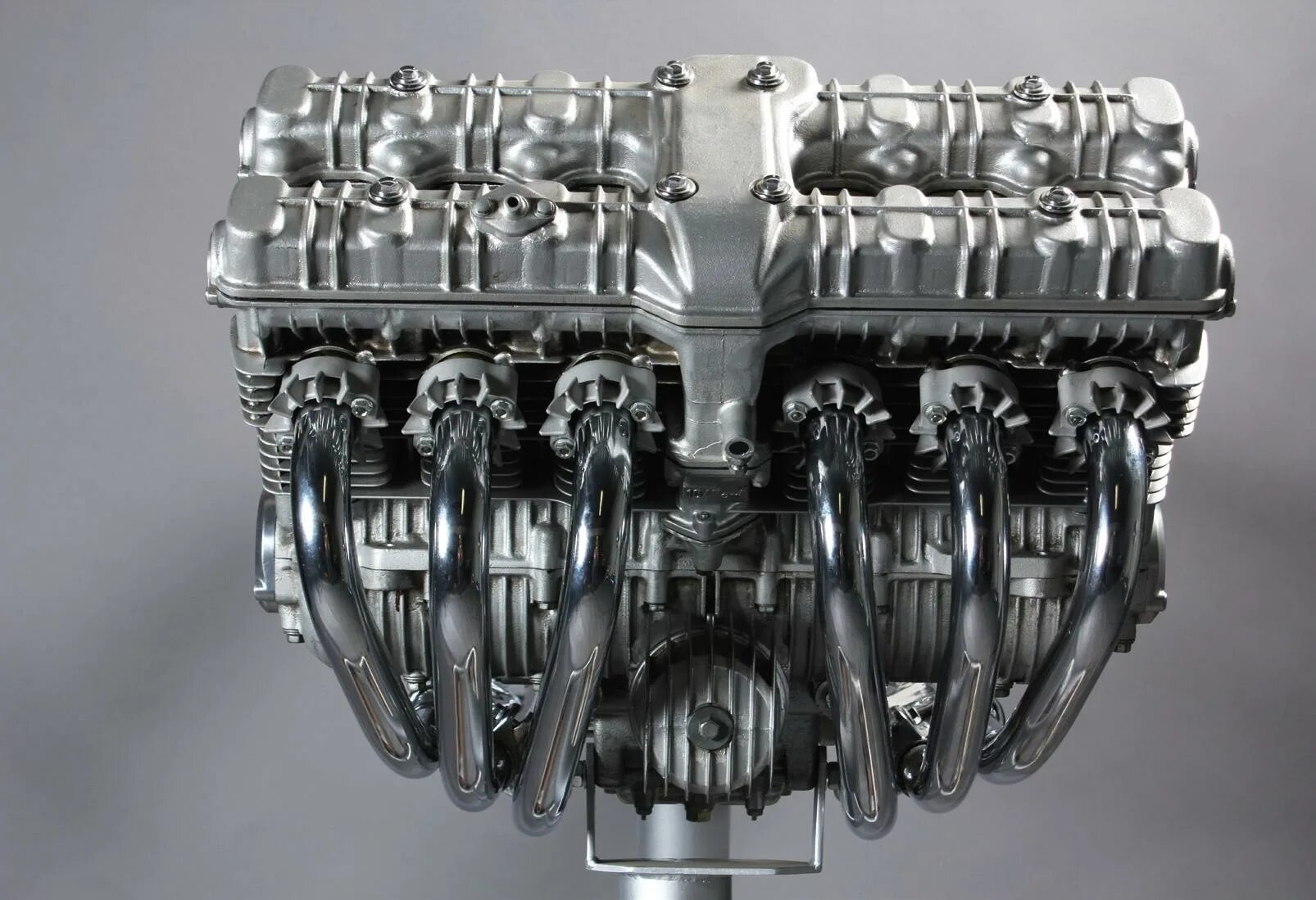 Двигатель 1000. Honda cb 750 двигатель. engine honda cbx750. honda cbx двигатель. двигатель хонда 4 цилиндровый cb750.