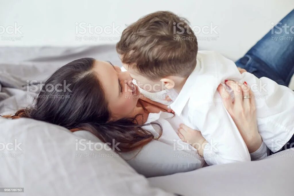 мама с сыном в кровати. мама с сыном в кровати. мамама с сыном в кровати. мама с сыном в кровати. мамама с сыном в кровати.