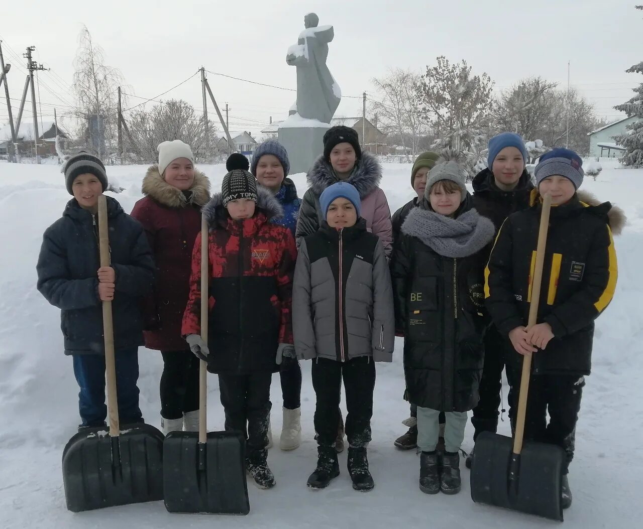 Акция снежный десант в школе. Снежный десант в Болтовской школе. Снежный десант в селе Ильино Заборском. Снежный десант село Ростоши.