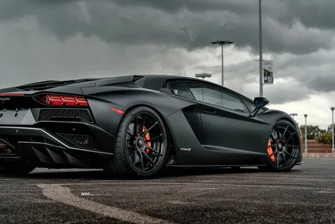 Lamborghini s