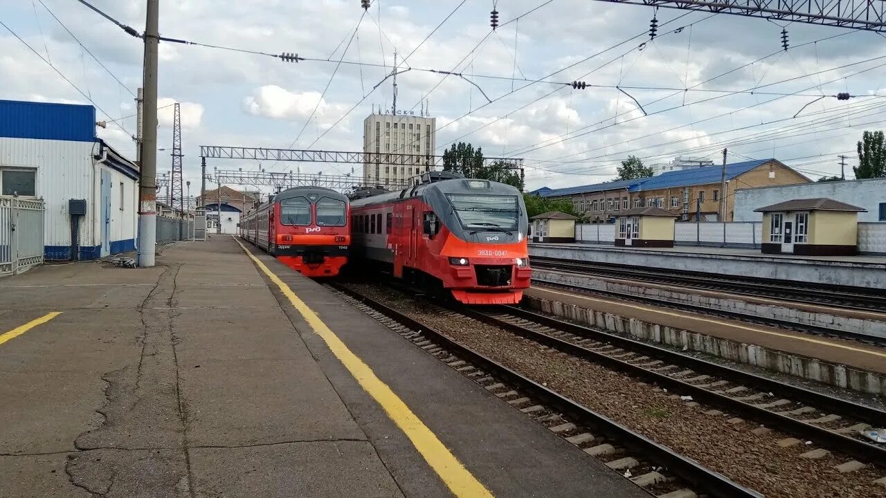 Воронежская область отзывы переехавших. Лиски Воронежская область. Вокзал Лиски Воронежская область. Лиски 2010. Лиски ЖД вокзал.