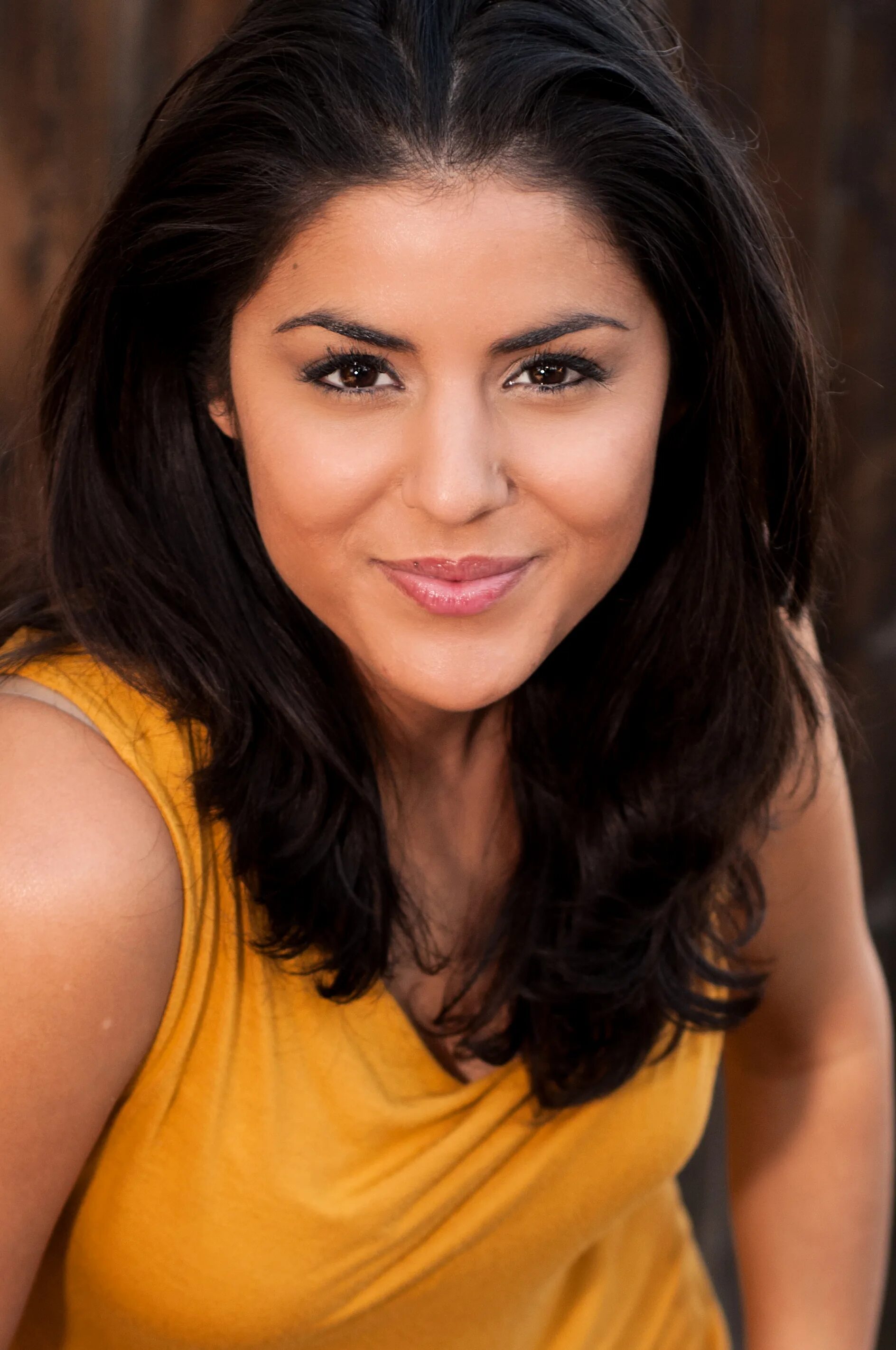 Меган майерс. Кирзаида родригес. Mp3gain девочка. Starring veronica. Veronica leal face.