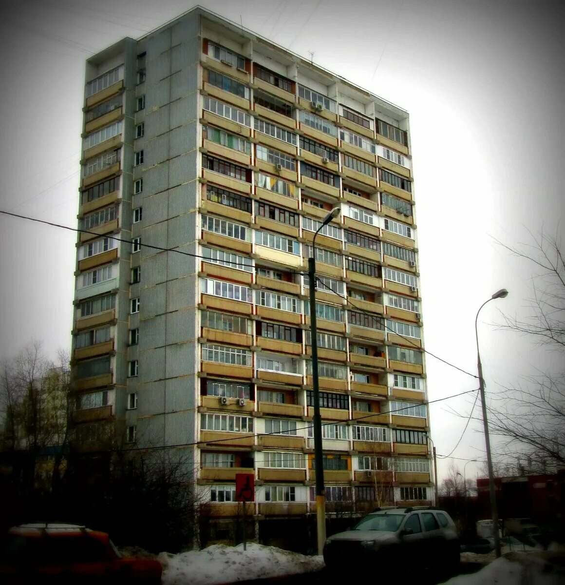 Панельный тип. Панельная 9-ти этажка. Панельная 9ти этажка в Москве. Одноподъездный 16 этажный панельный Лианозово. Брежневка 16 этажей.