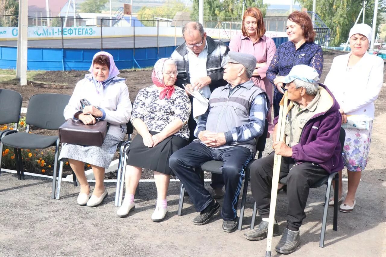 Погода калейкино. Станция Калейкино Альметьевск. Станция Калейкино Альметьевский район больница. Село Калейкино Альметьевский район. Деревня Калейкино Татарстан.