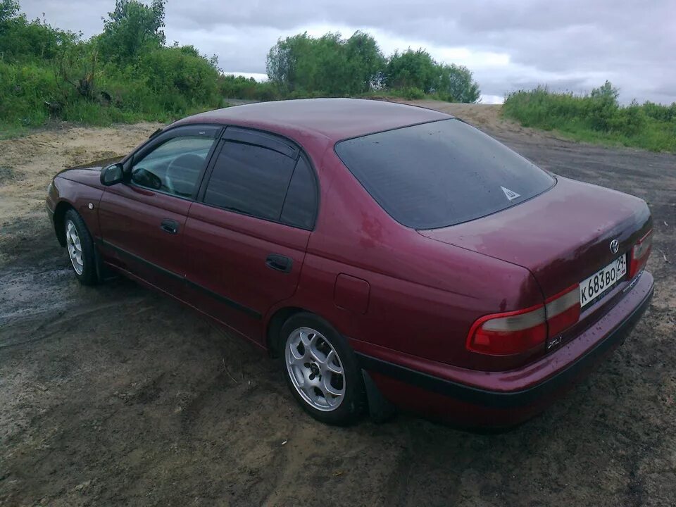 Carina e купить. Toyota Carina e.