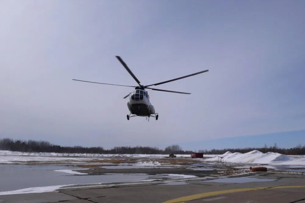 Вертолеты над рыбаками. Вид рыбацкого с вертолета. Тонкости оснастки вертолёт фото..