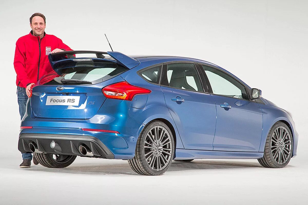 Какой форд лучше. Ford focus rs 2014. ford focus 2 rs седан. форд фокус 3 седан rs. ford focus 4 rs.