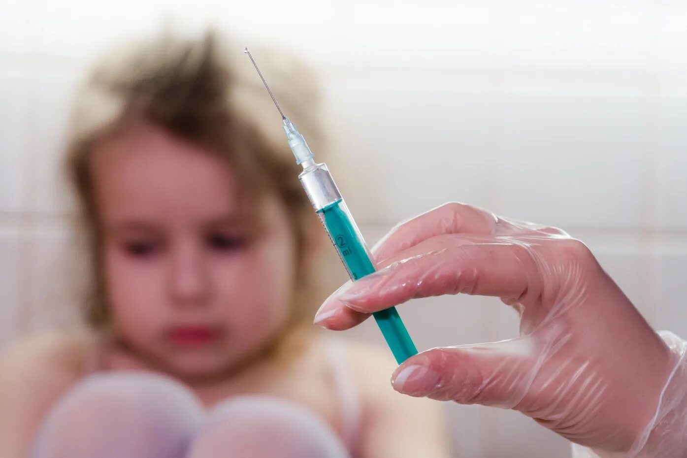 Укол от бешенства. Корь вакцинация. Памятка вакцинация против гриппа. Прививка от кори. Укол прививка.