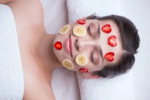Маска из клубники
